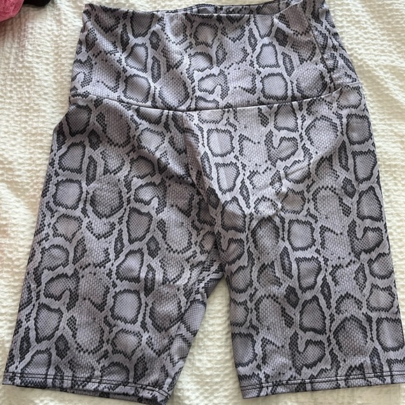 Onzie Pants - Onzie Biker shorts